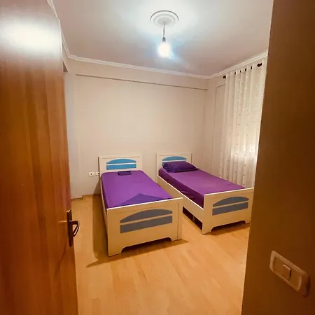 Apartment Apartamet, Great Location!